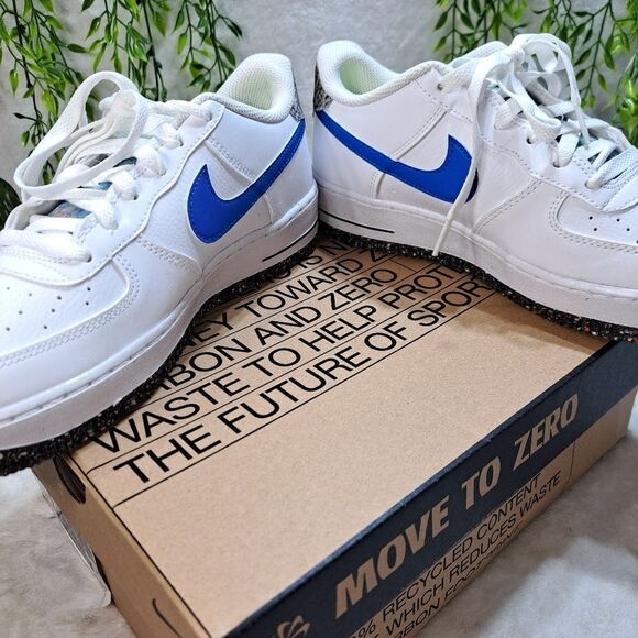 Nike Air Force 1 LV8 GS - Picture 9 of 16